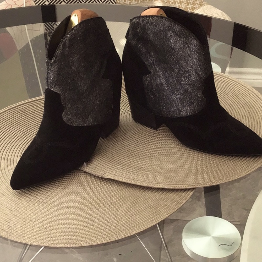 New Sundance booties  S 8/39 with inside platform 4 inch height heel